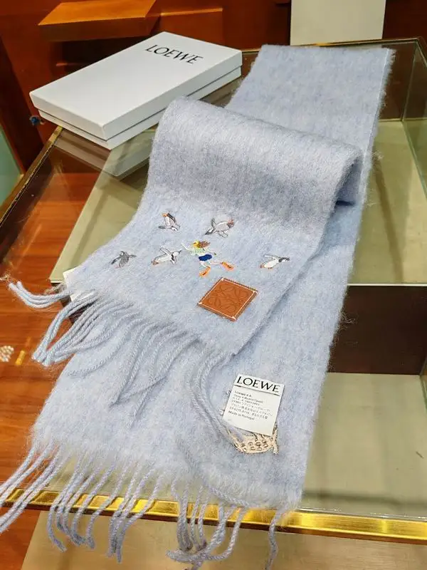 Loewe 185X23cm 63%马海毛35%羊毛2%锦纶 E30 (11)